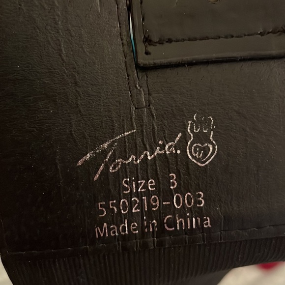 Torrid Black Double Buckle Belt Size 3 (22/24) - Picture 2 of 3